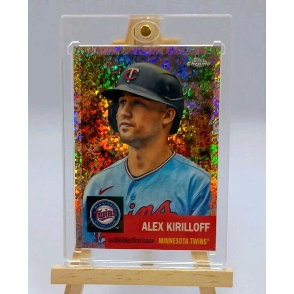 SP 64/75 Alex Kirilloff #236 Topps Chrome Rose Gold Rainbow Refractor 2022 - Picture 2 of 9